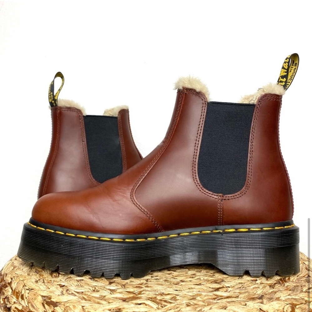 Dr martens 2976 quad cashew Chelsea leather boots